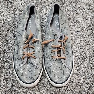 EUC sz 11 Sperry Top Sider slip-ons
